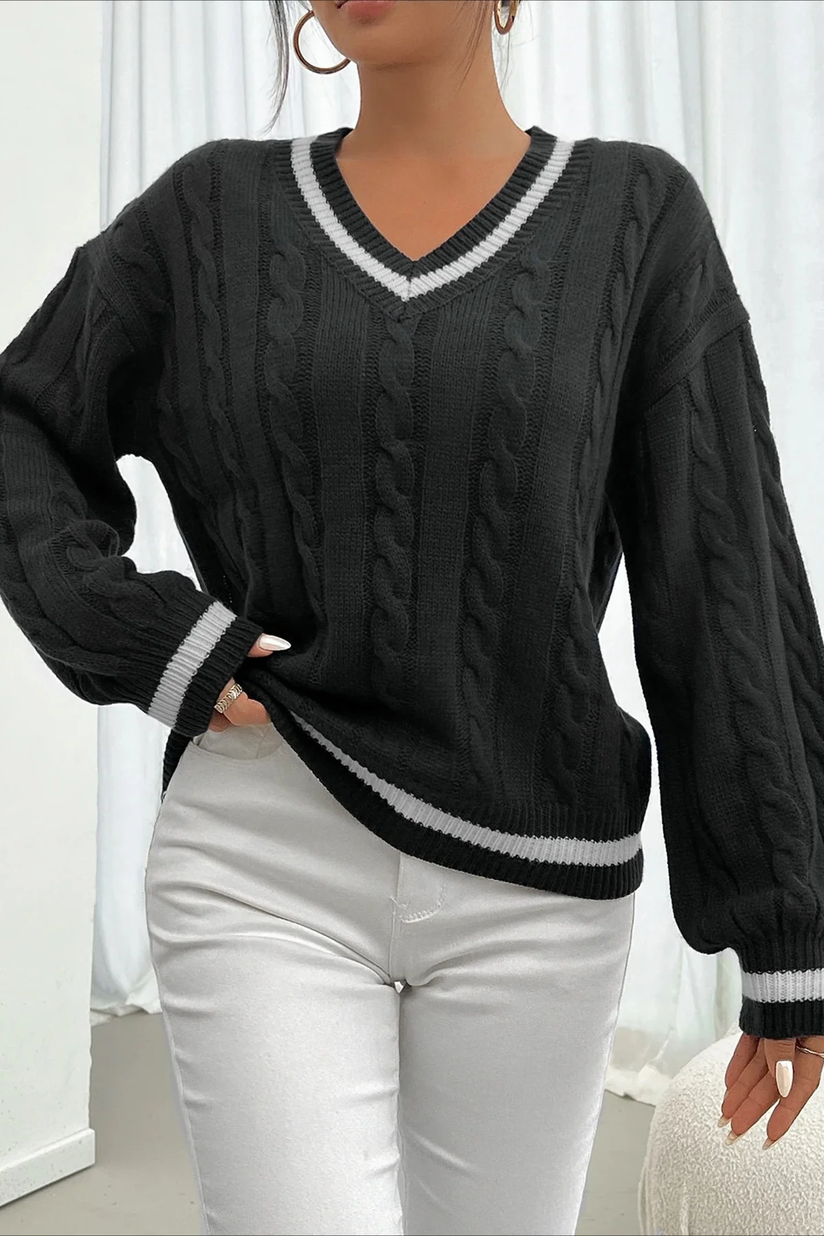 Colorblock Cable Knit V Neck Sweater - Image 5