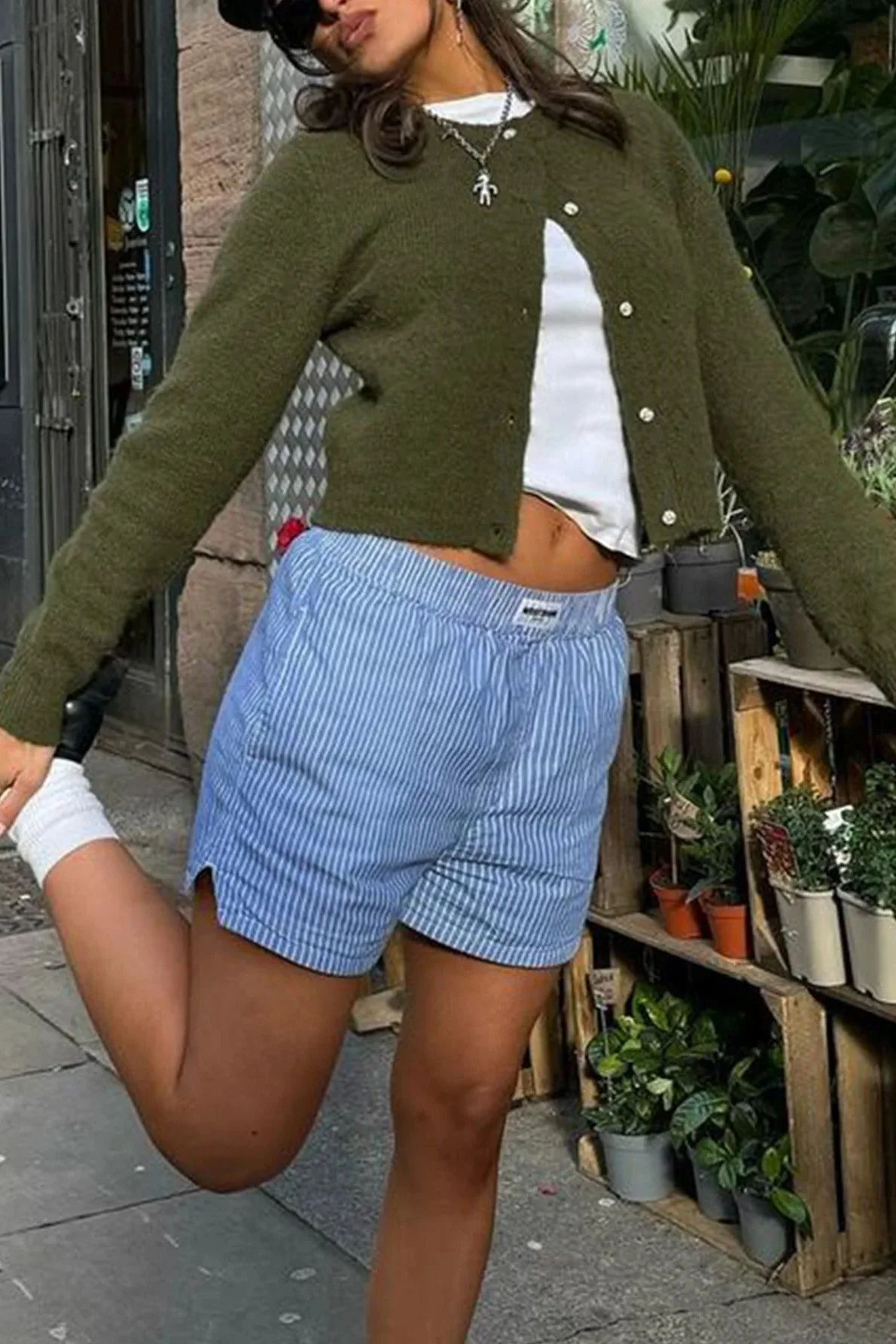 Cropped Knit Button Cardigan - Image 12
