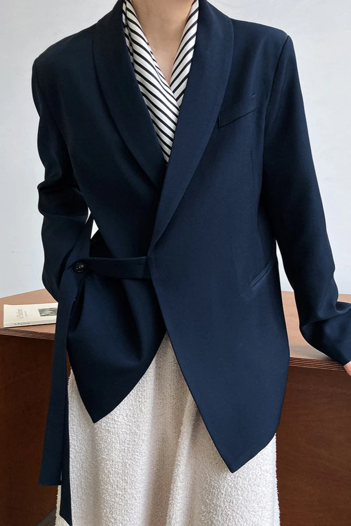Fashionable Draped Apple Collar Blazer - Image 4