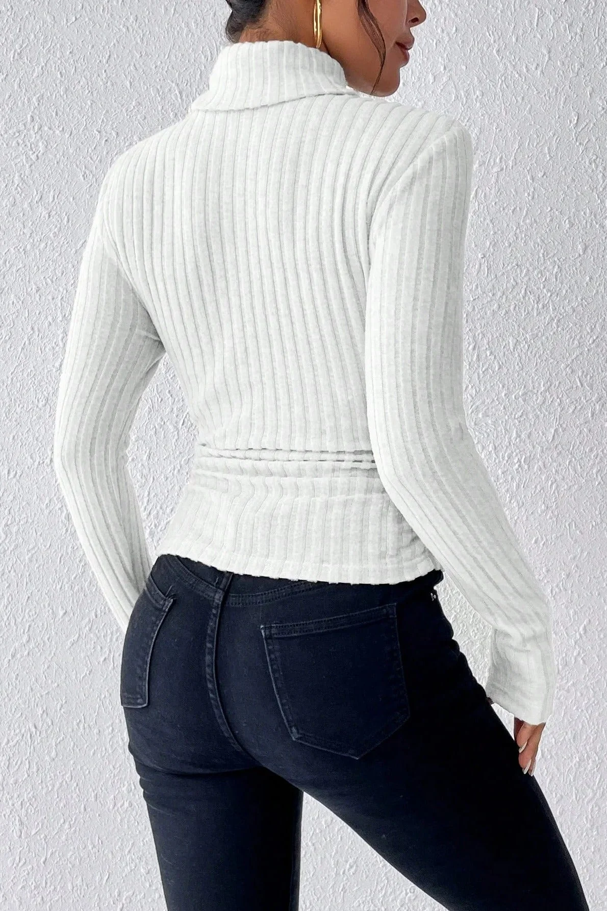 Fitted Long Sleeve Mock Neck Sweater - Image 15