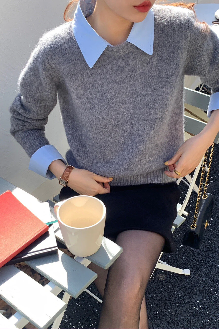 Layered Look Collared Knit Sweater - Image 4
