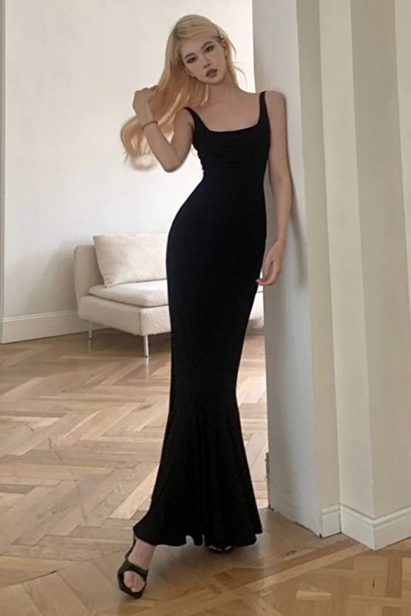 Sexy Spaghetti Strap Backless Formal Dress - Image 13