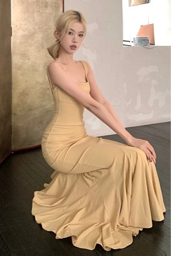 Sexy Spaghetti Strap Backless Formal Dress - Image 6