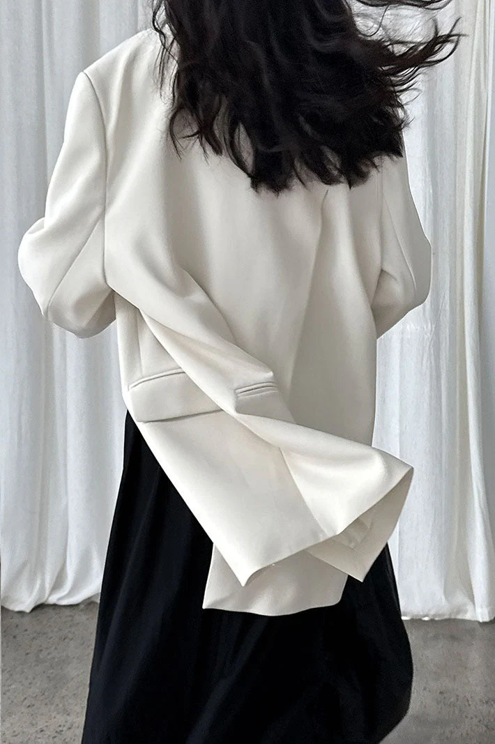 Split Back Relaxed Fit Blazer - Image 6