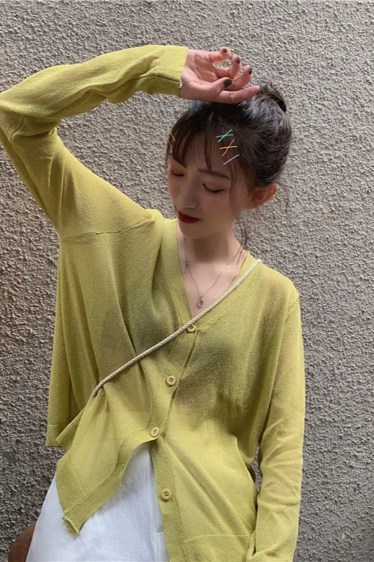 V-Neck Lightweight Knit Cardigan - Image 22