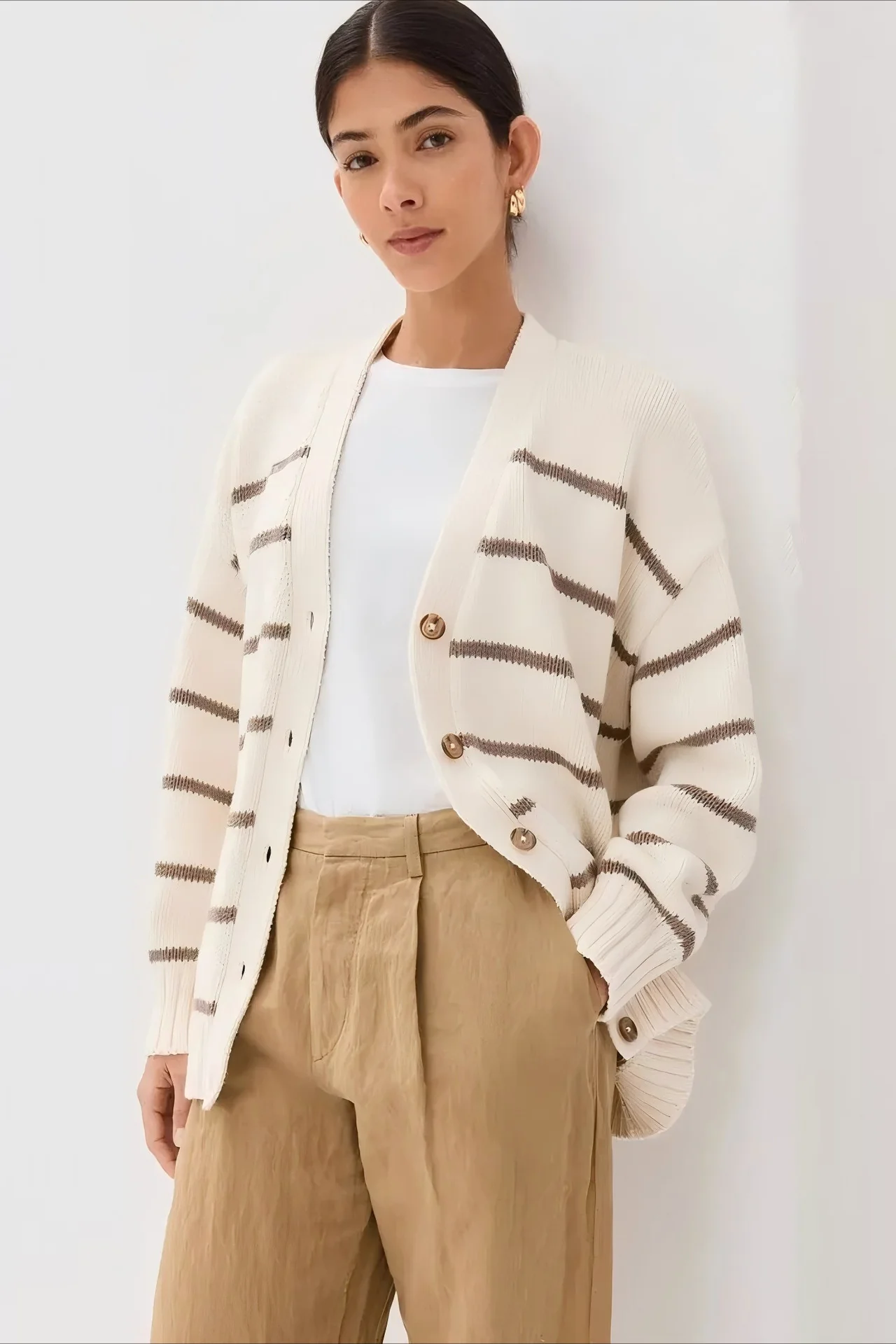 Flattering Striped V Neck Relaxed Knit Cardigan - Image 4