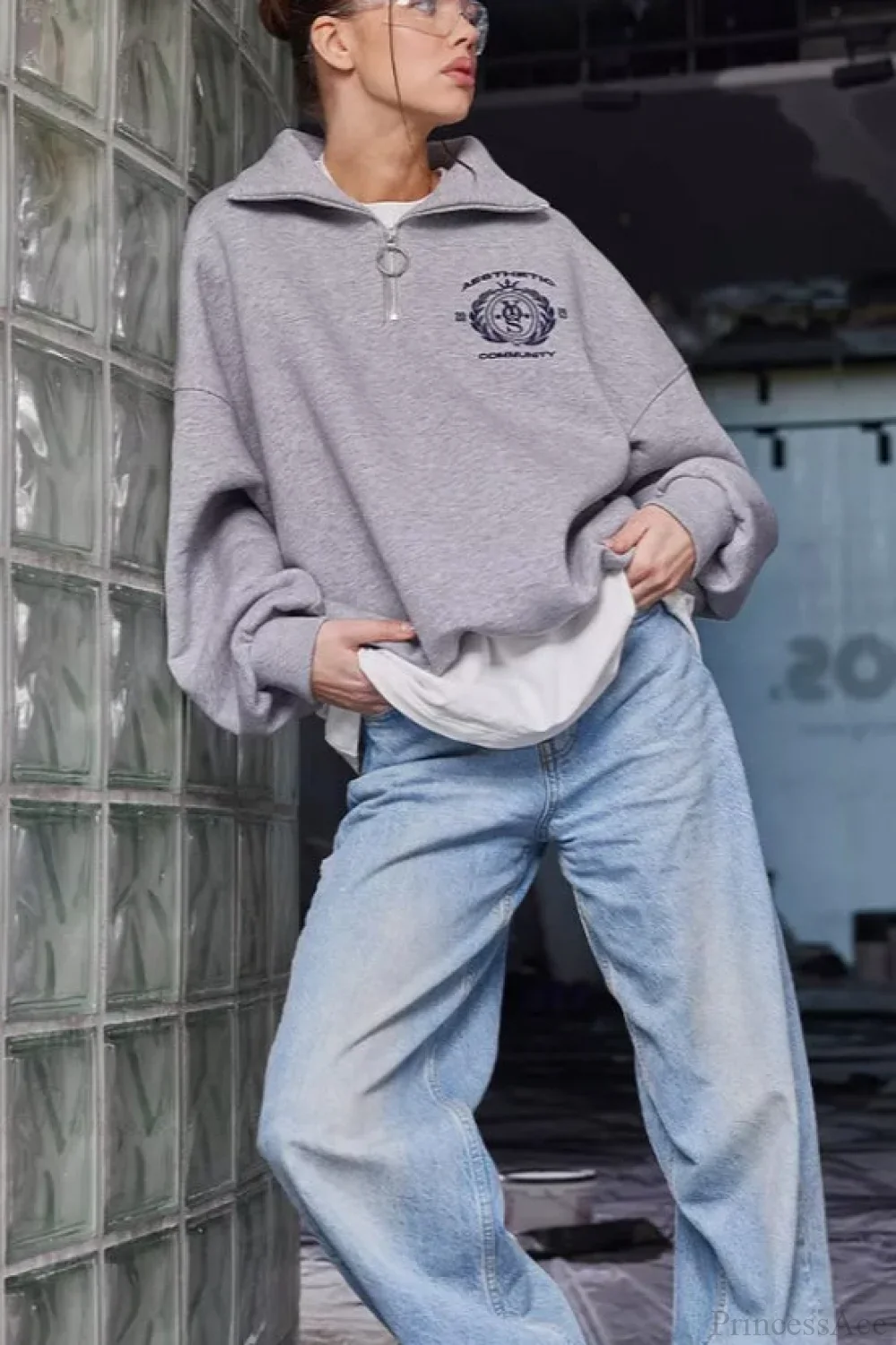 Fleece-Lined Letter Embroidery Stand Collar Half-Zip Sweatshirt - Image 2