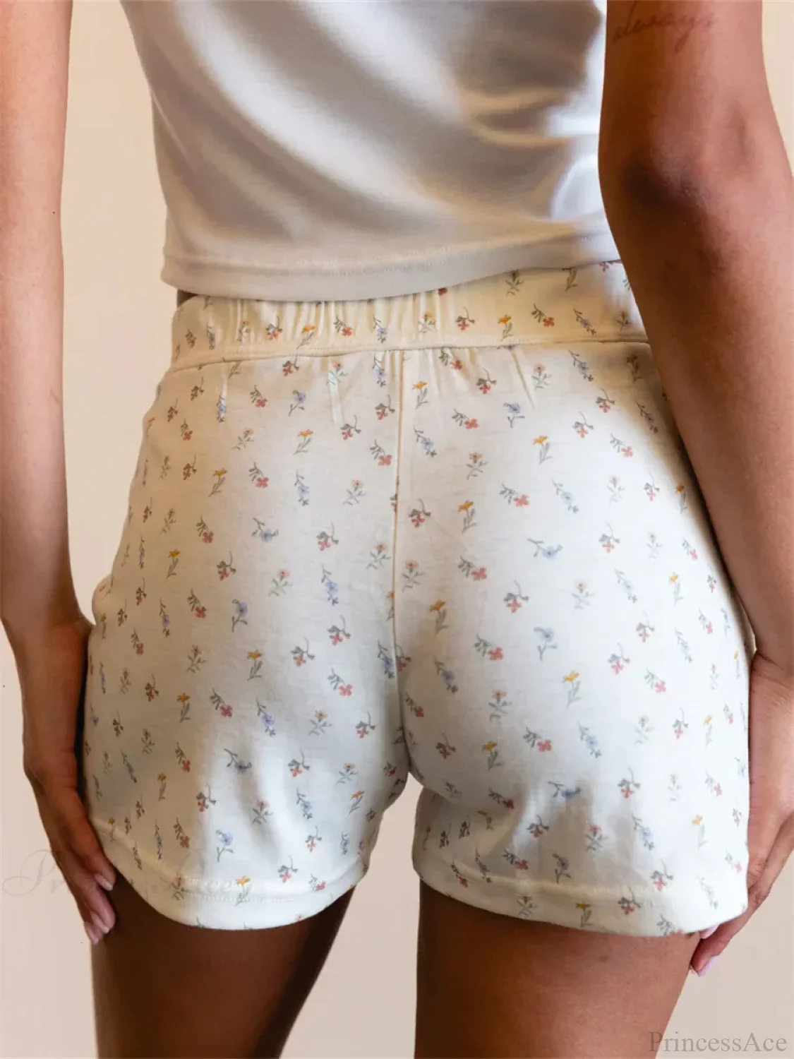 Floral High Elastic Waist Short - Image 3