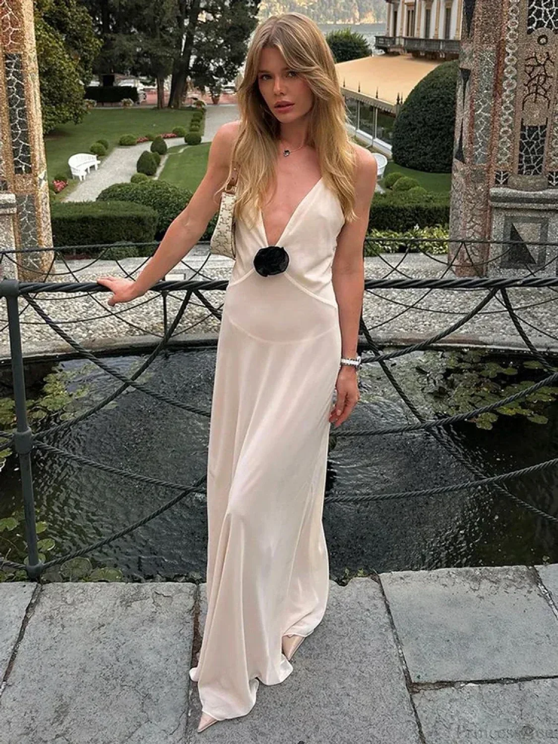Flower Deep V-Neck Maxi Party Dress - Image 6