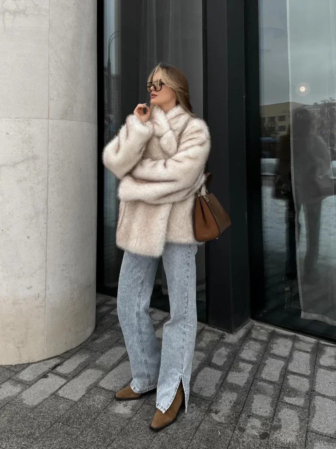 Fluffy Faux Fur Lapel Short Overcoat - Image 3