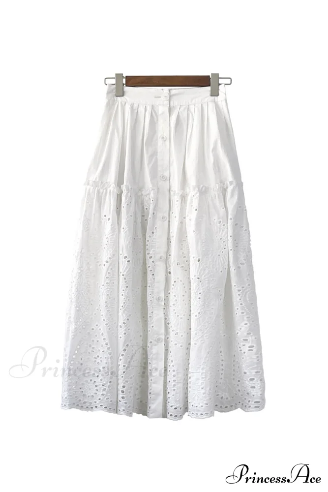 Folded White Lace with Skirt Embroidery - Image 5