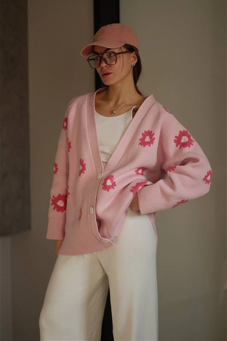 Fuzzy Daisy Jacquard Loose V-Neck Cardigan
