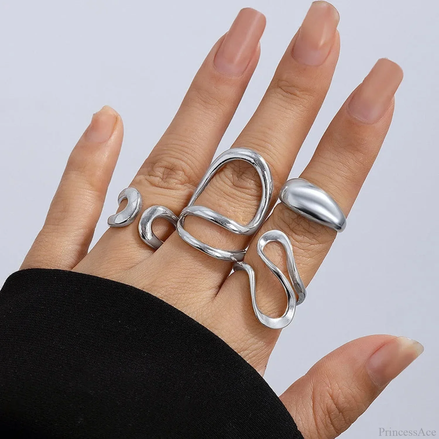 Geometric Molten Gothic Circle - Image 4