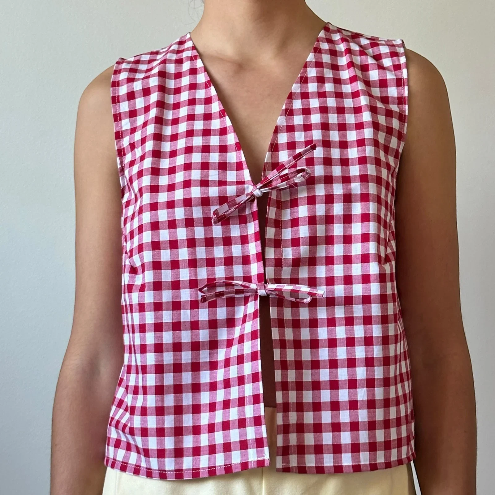 Gingham Tie Front Crop Top - Image 5
