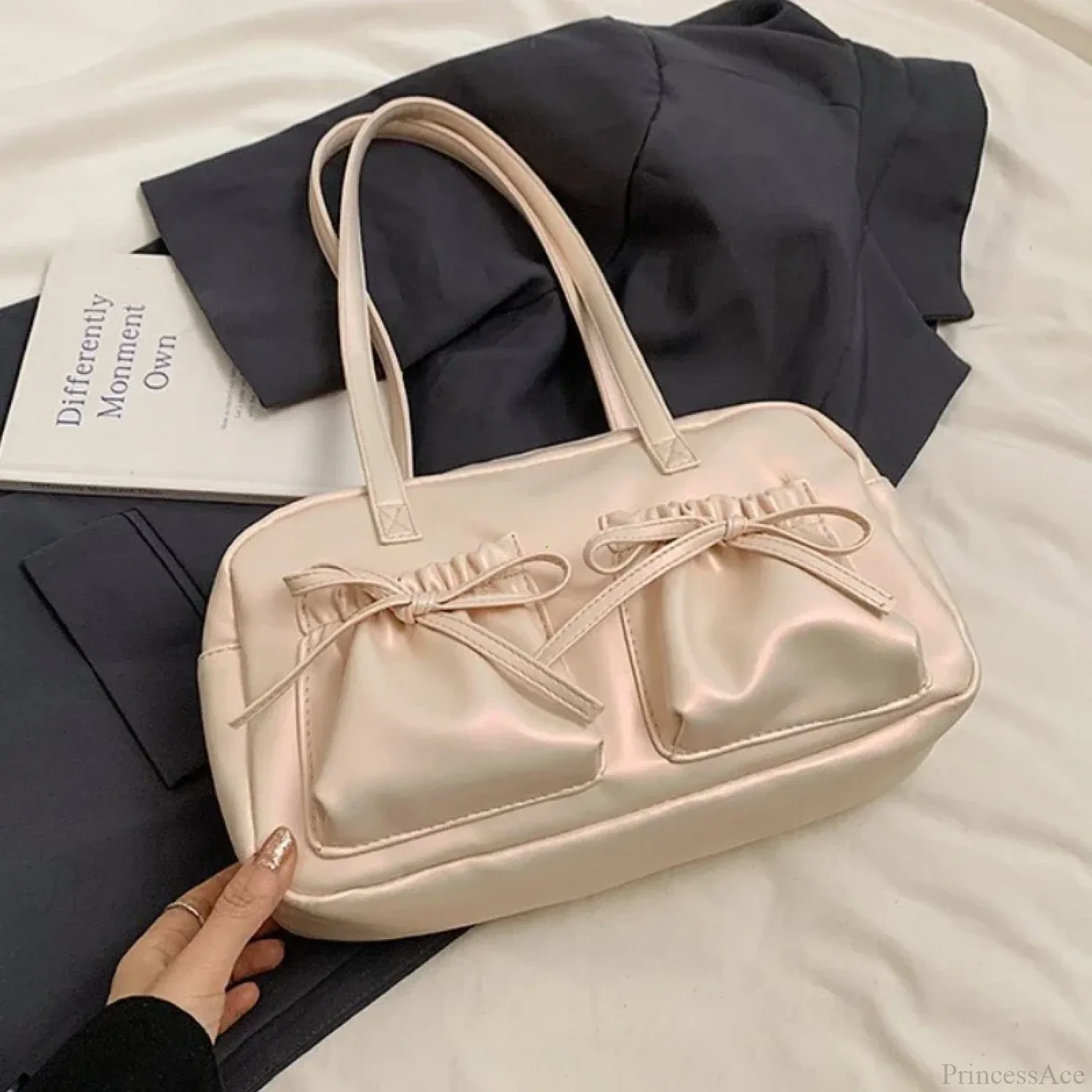 Glossy PU Sewing Thread Shoulder Bag - Image 10