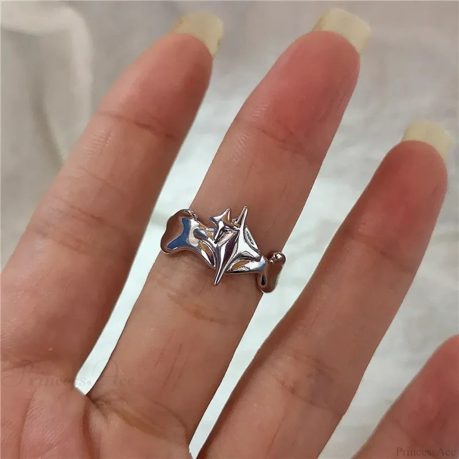 Gothic Cross Heart Luxury Ring - Image 11