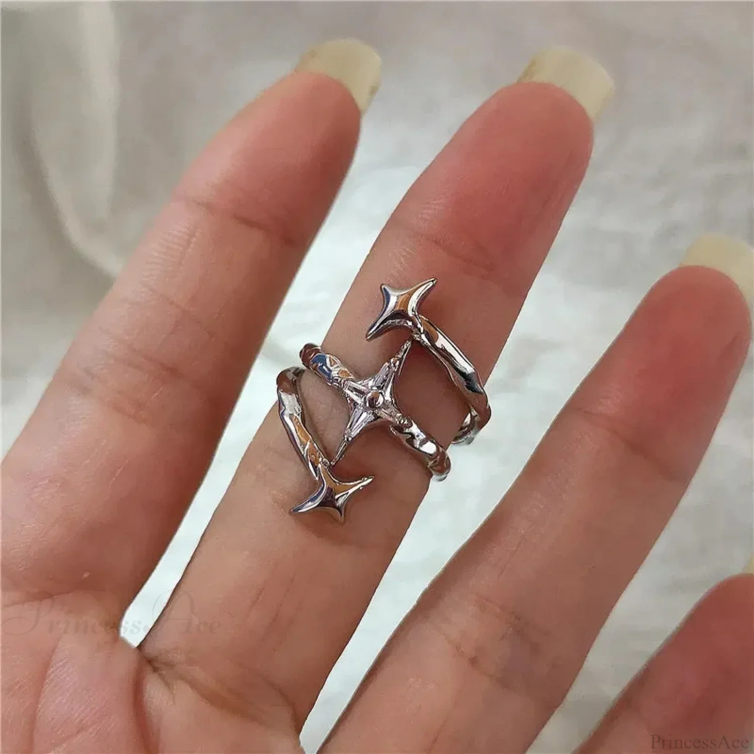 Gothic Cross Heart Luxury Ring - Image 9