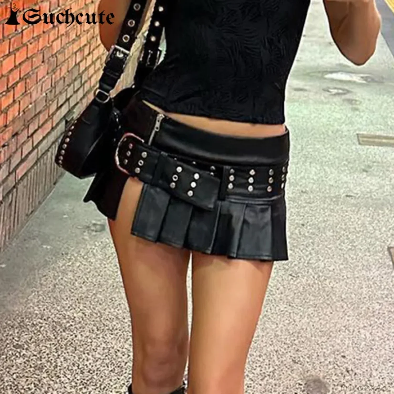 Gothic Rivet Pleated Leather Skirt - Image 4