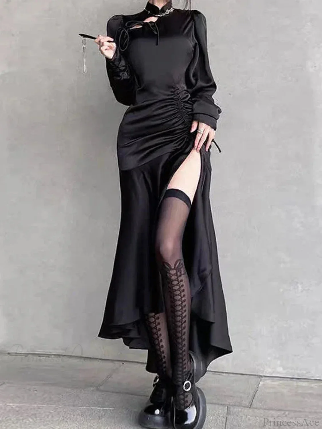 Graceful Bandage Extended Sleeve Midi Dress