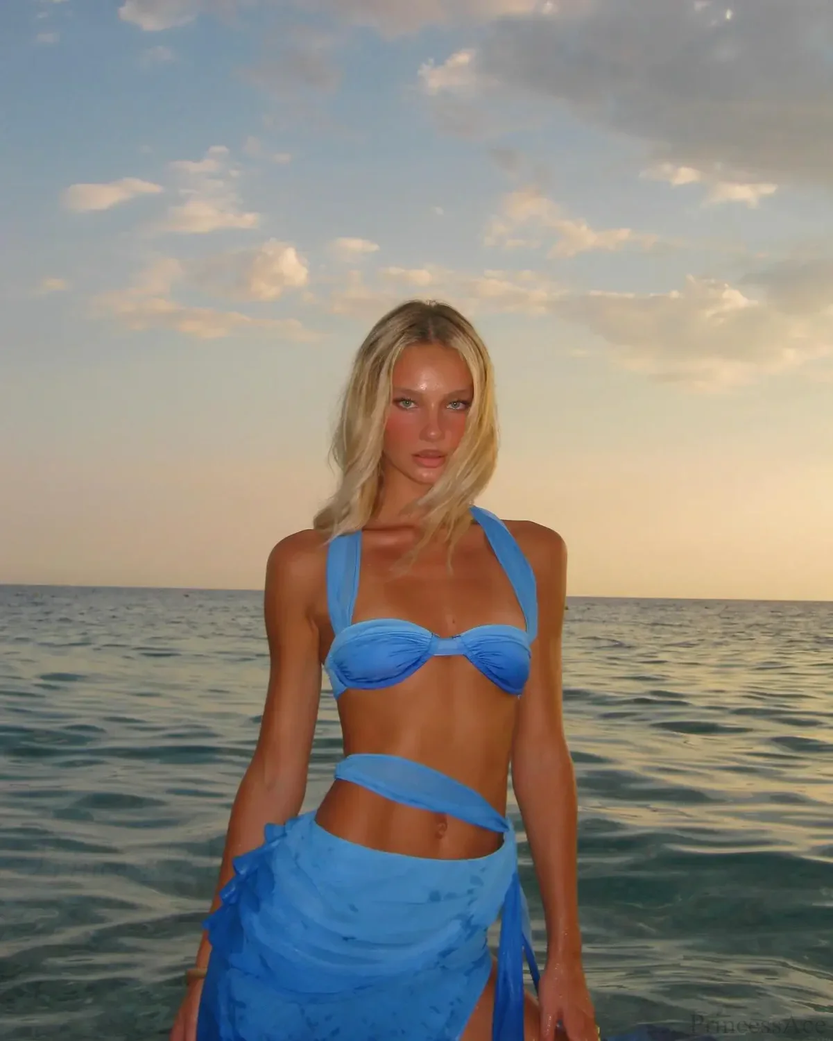 Gradient Print Halter Bikini Set - Image 3