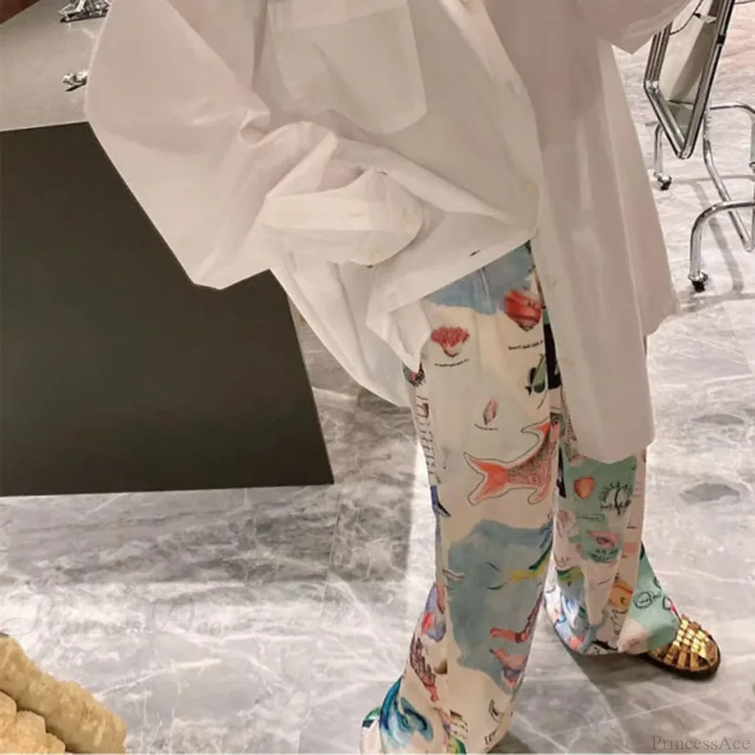 Graffiti Print Wide Leg Elastic High Waist Pant - Image 2
