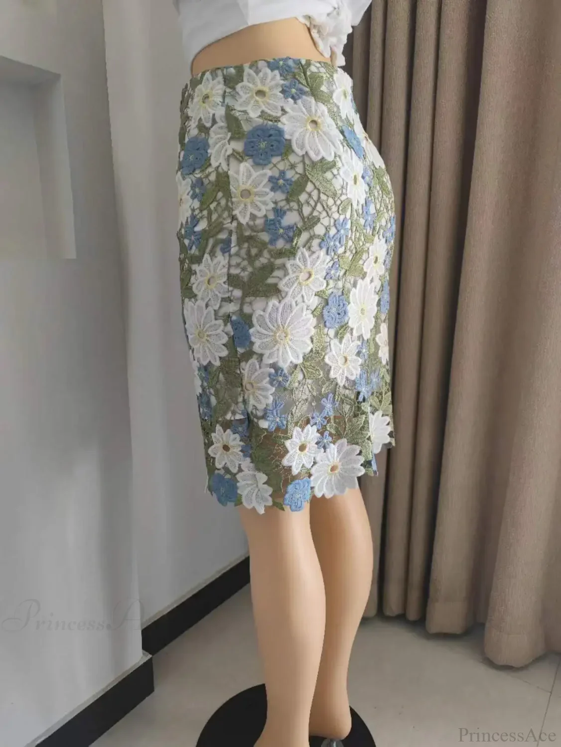Green Lace Pencil Skirt Knee Length Bi-material Skirt - Image 2