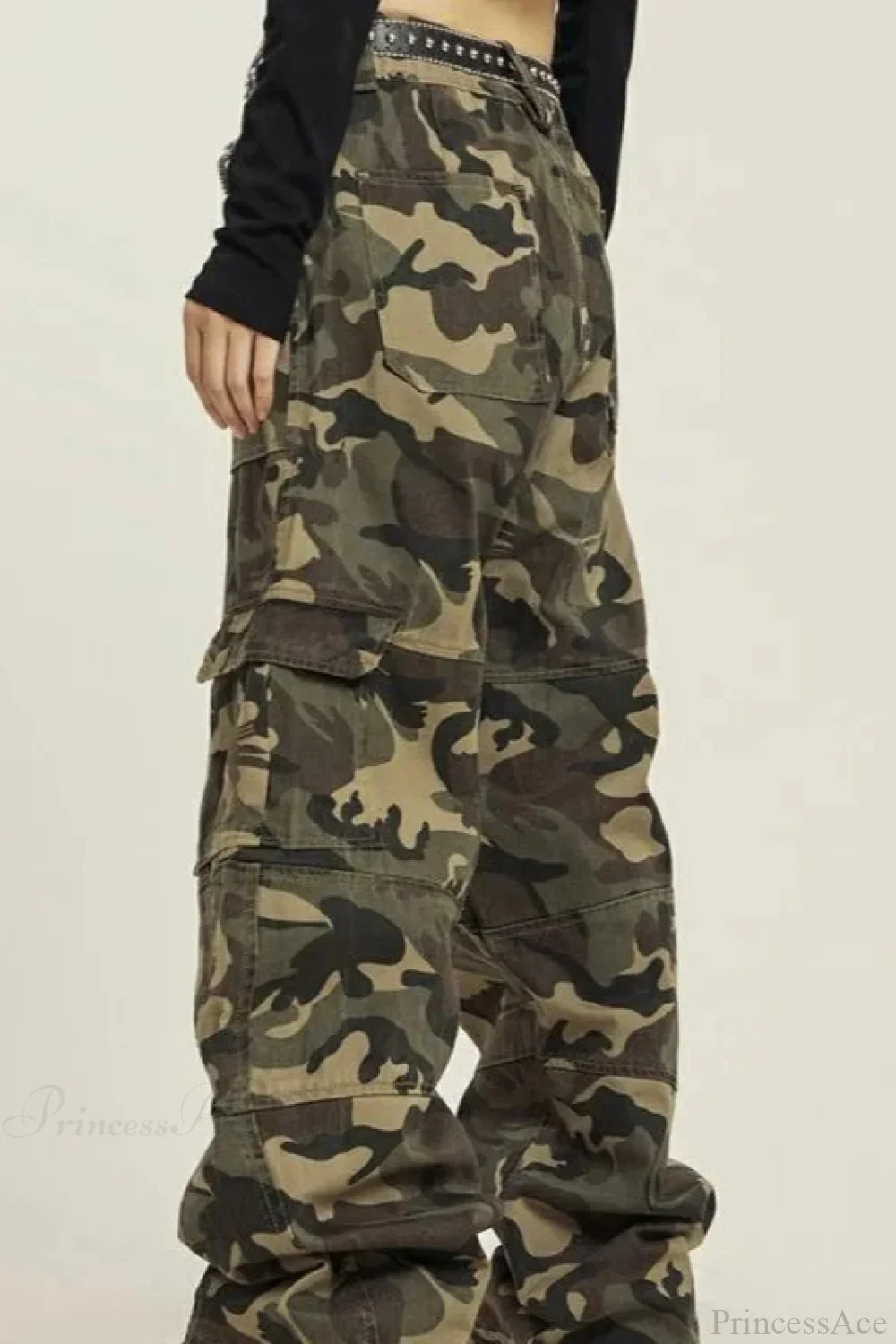 Grunge Camouflage Cargo Y2K Pants - Image 5