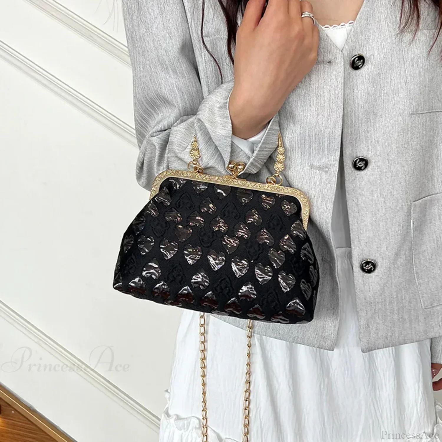Heart Pattern Stylish Evening Clutch Chain Crossbody Bag - Image 2