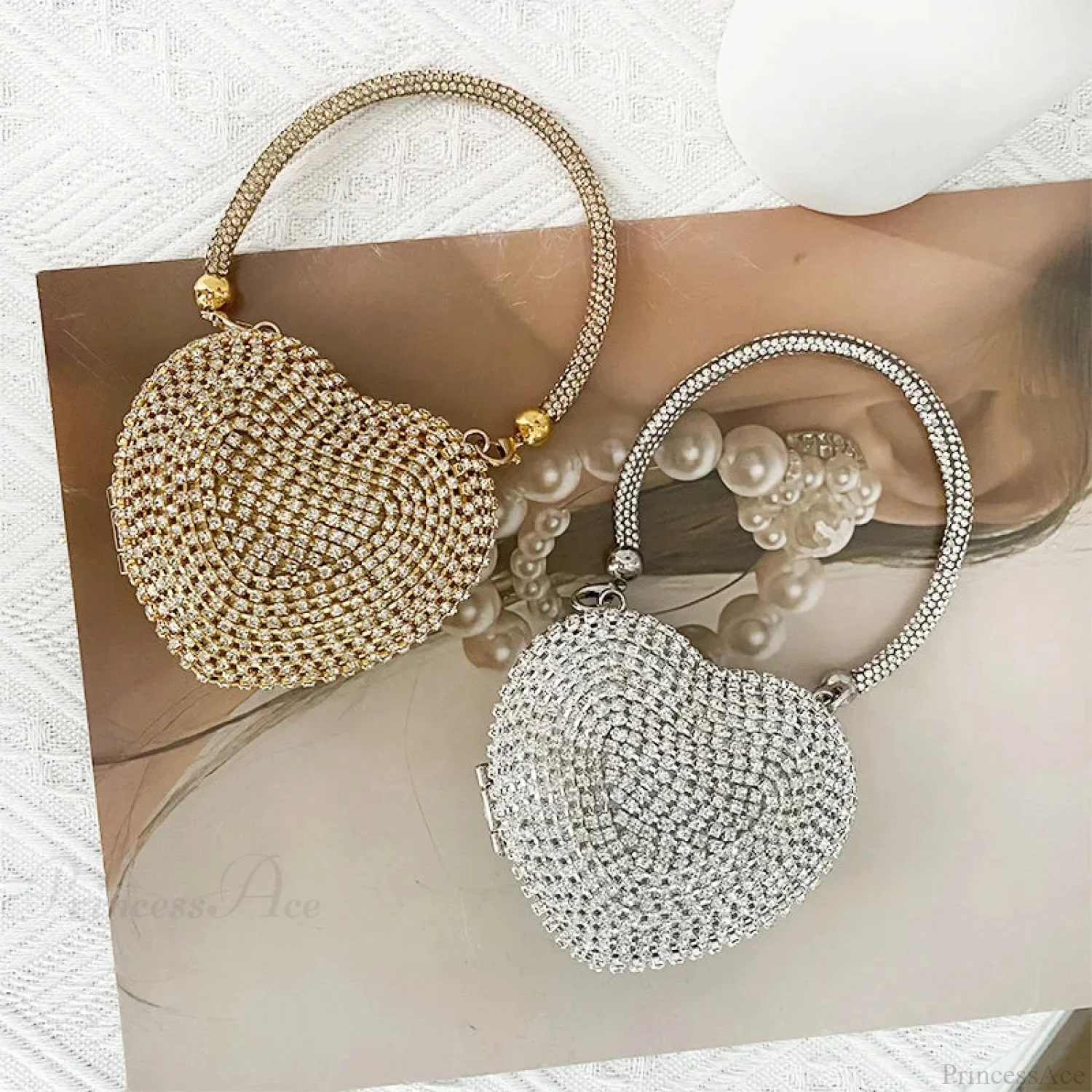Heart Shape Sparkling Diamond Clutch Bag - Image 5