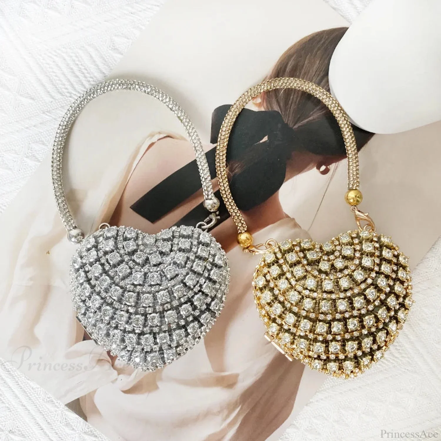 Heart Shape Sparkling Diamond Clutch Bag - Image 6