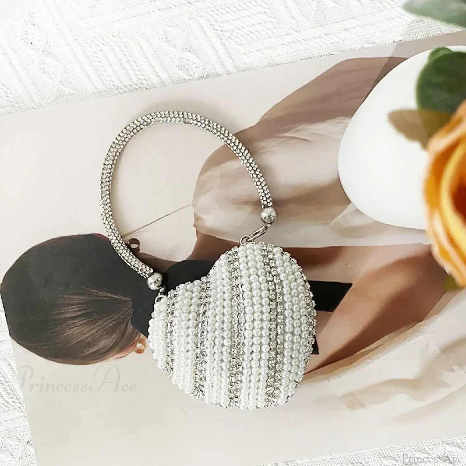 Heart Shape Sparkling Diamond Clutch Bag - Image 7