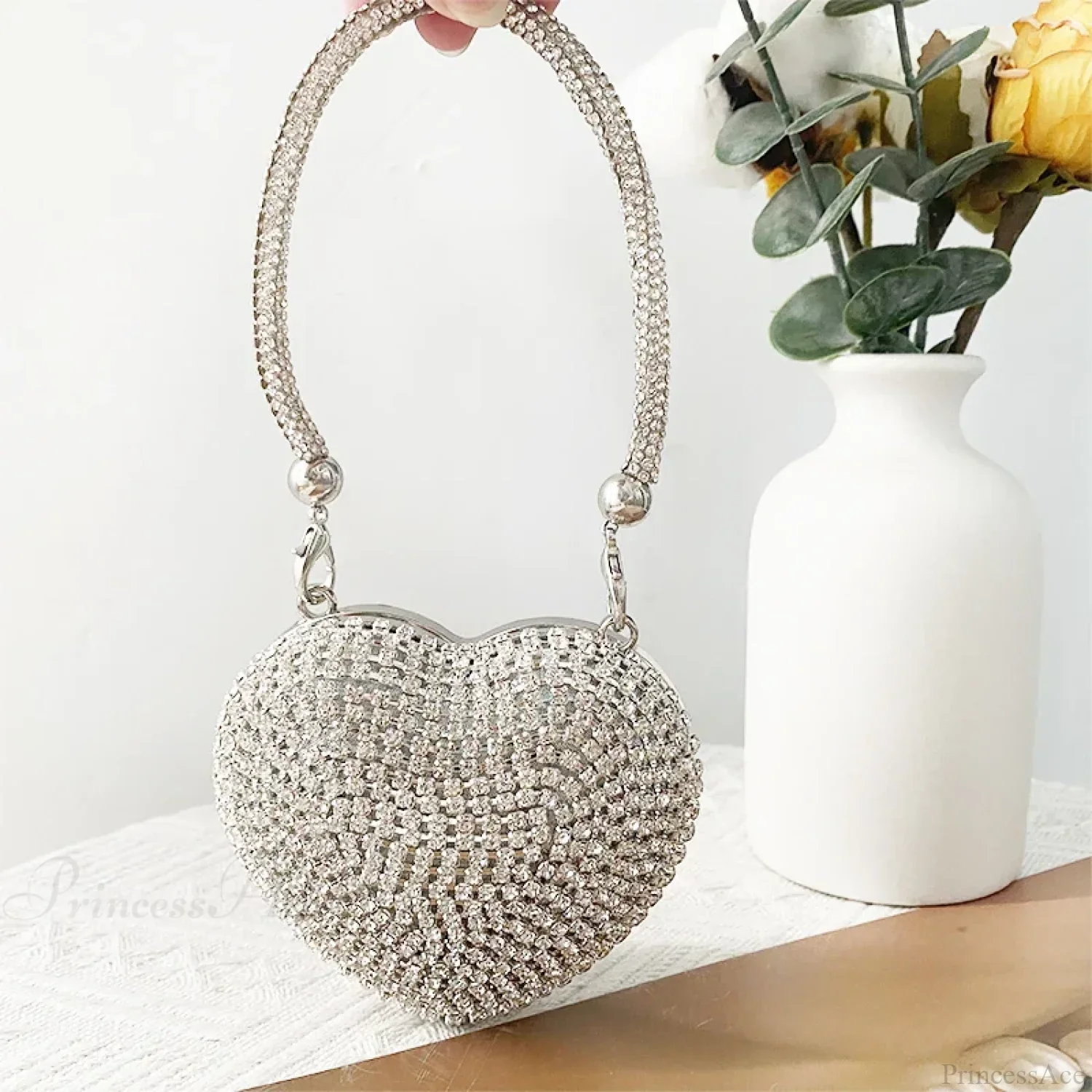 Heart Shape Sparkling Diamond Clutch Bag - Image 8