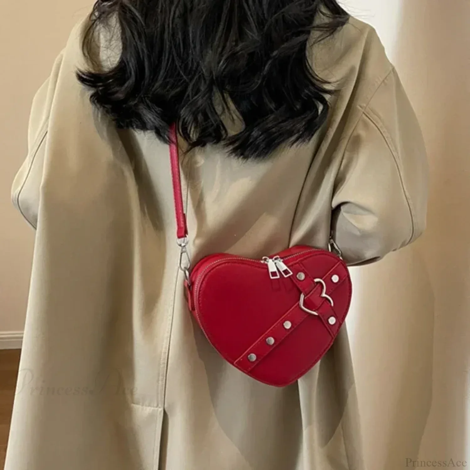 Heart Shaped PU Leather Shoulder Bag - Image 2