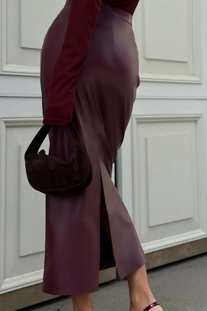 High-Waist Faux Leather Bodycon Skirt with Slit Skirt - Image 3