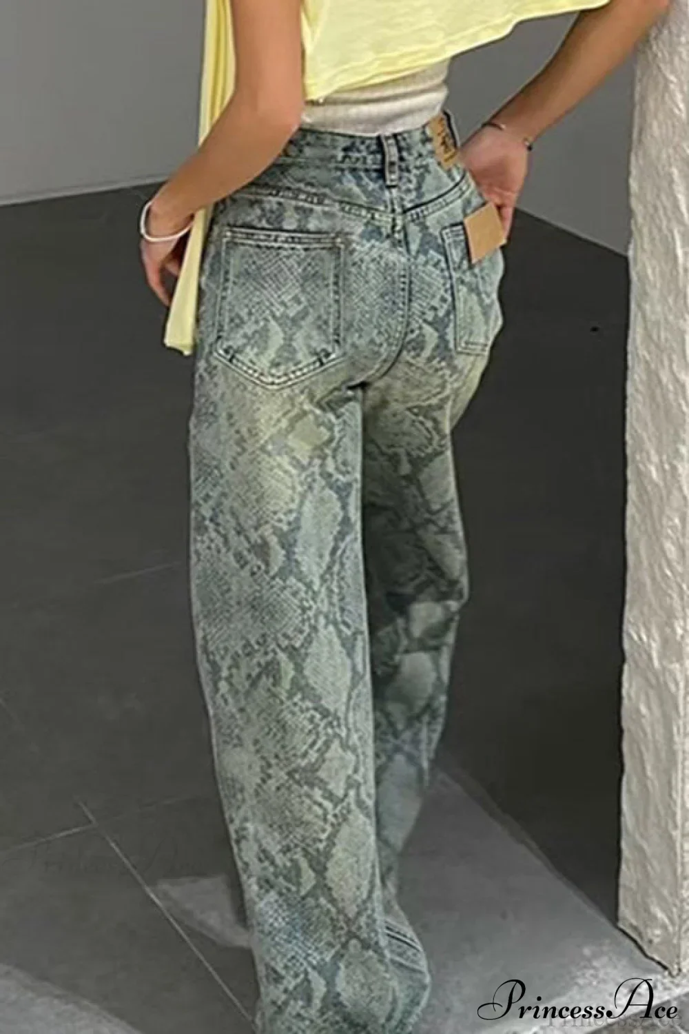 High Waist Snake Print Washed Straight Jeans - Image 3