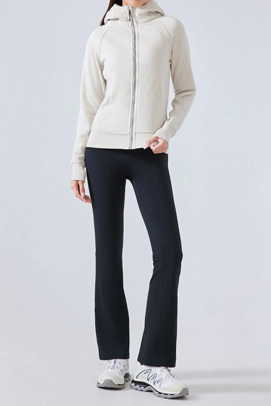 High-Waisted Fleece Lined Flared Yoga Leggings - Image 4