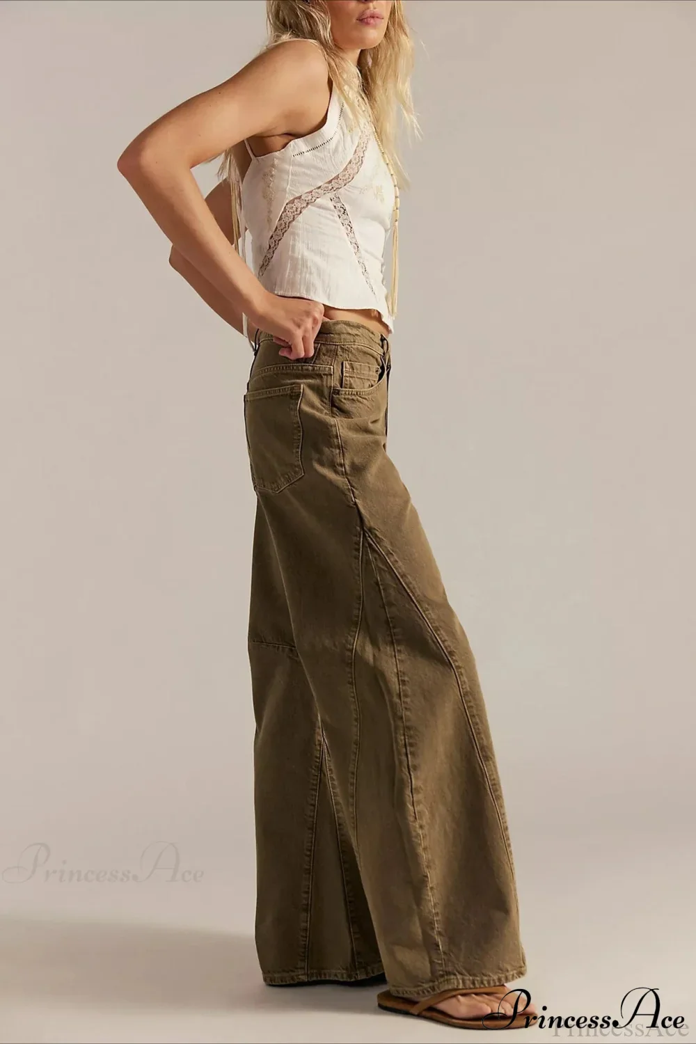High-Waisted Wide-Leg Relaxed Full-Length Jeans - Image 4