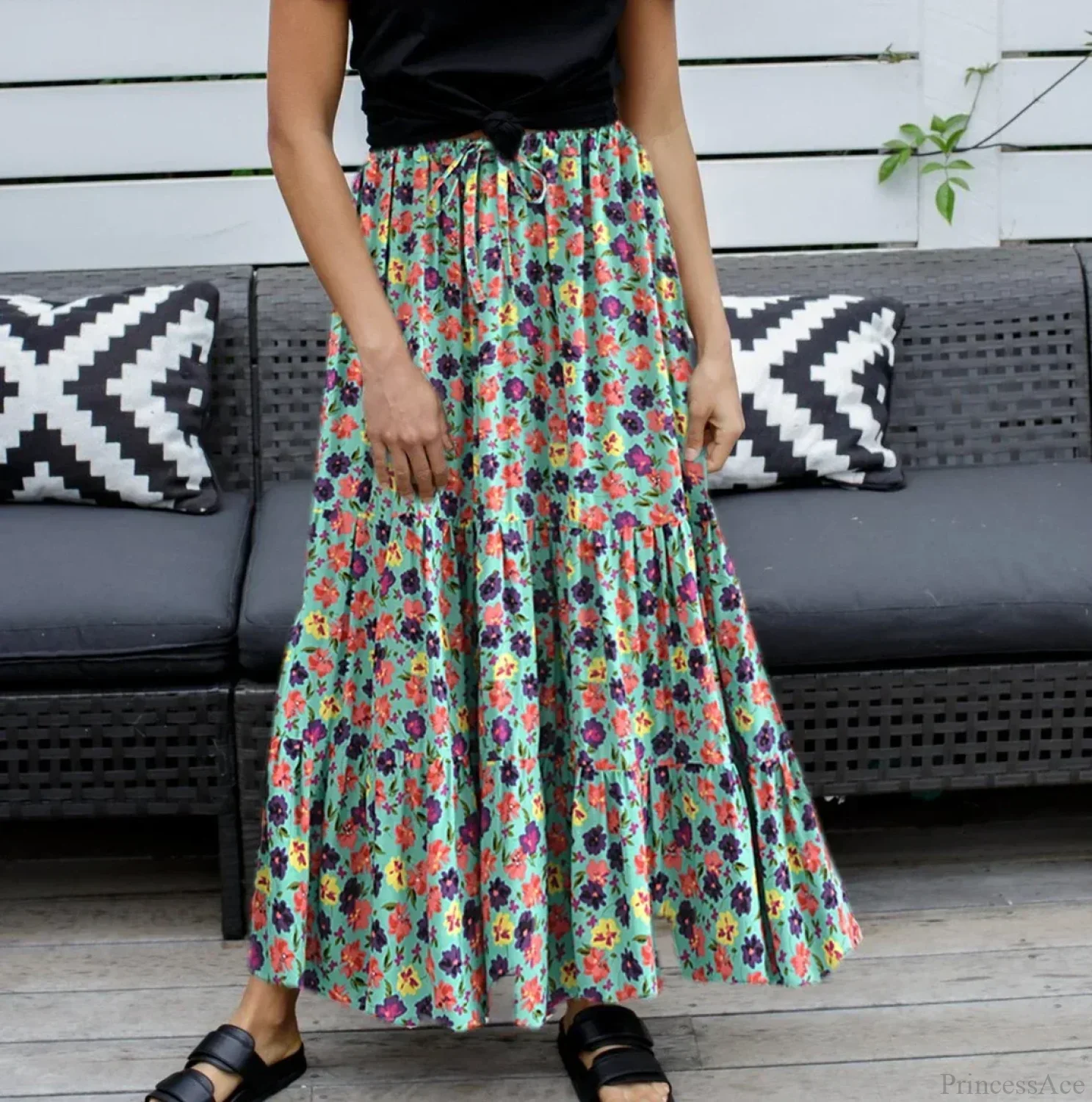 Hippie Fashion Women Beach Bohemian Red Floral A-Line Boho Skirt - Image 3