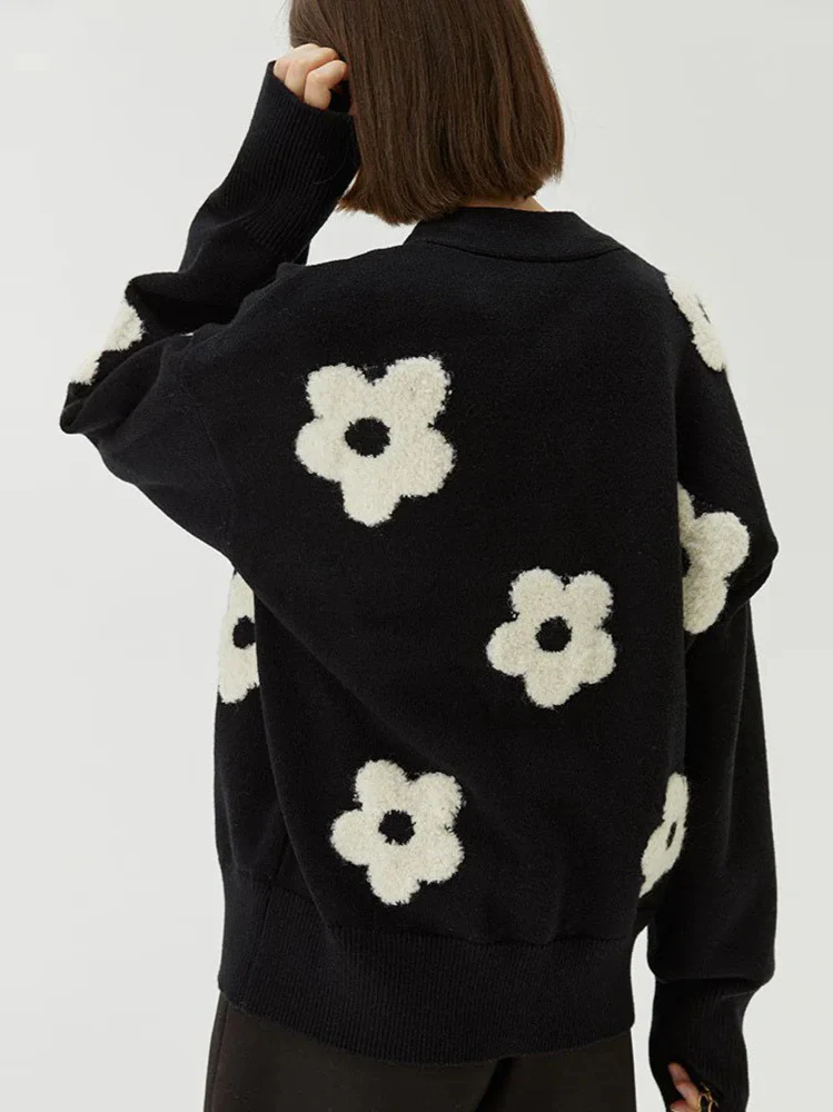 Jacquard Knit V-Neck Cardigan - Image 5