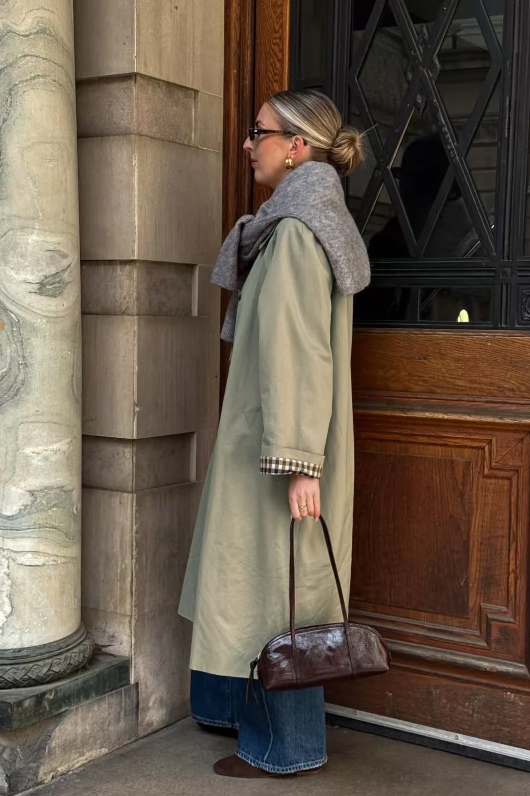 Japanese Minimalist Loose Petite Mid-Length Overcoat - Image 5