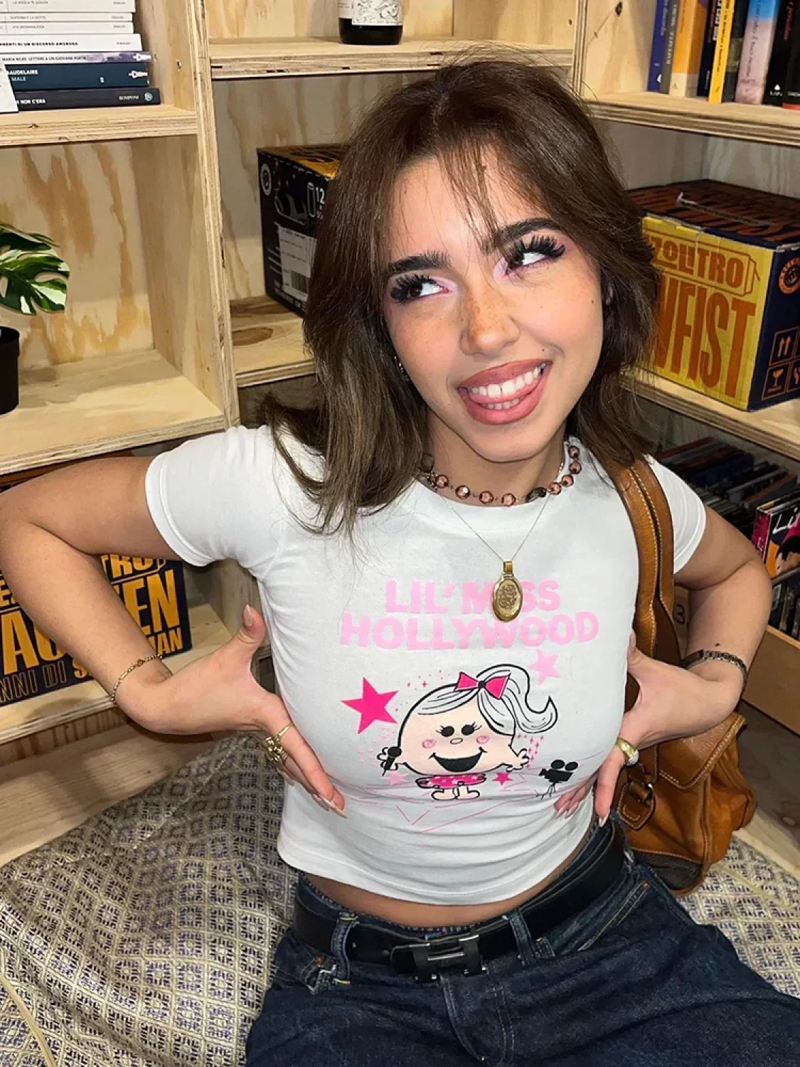 Kawaii Short Sleeve Crop Top T-shirt - Image 3