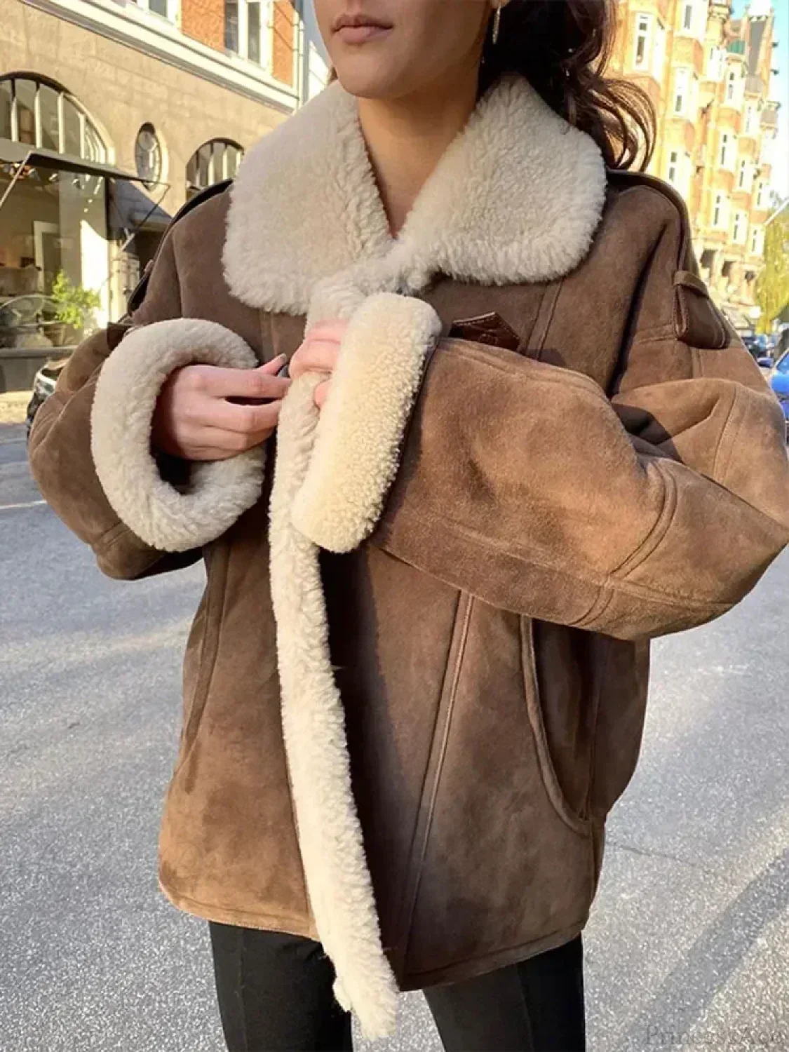 Khaki Single Breasted Leather Coat - Image 4