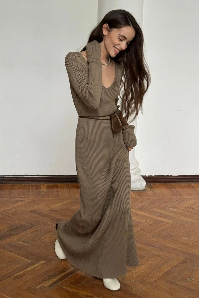 Knit Bodycon V Neck Maxi Dress - Image 4