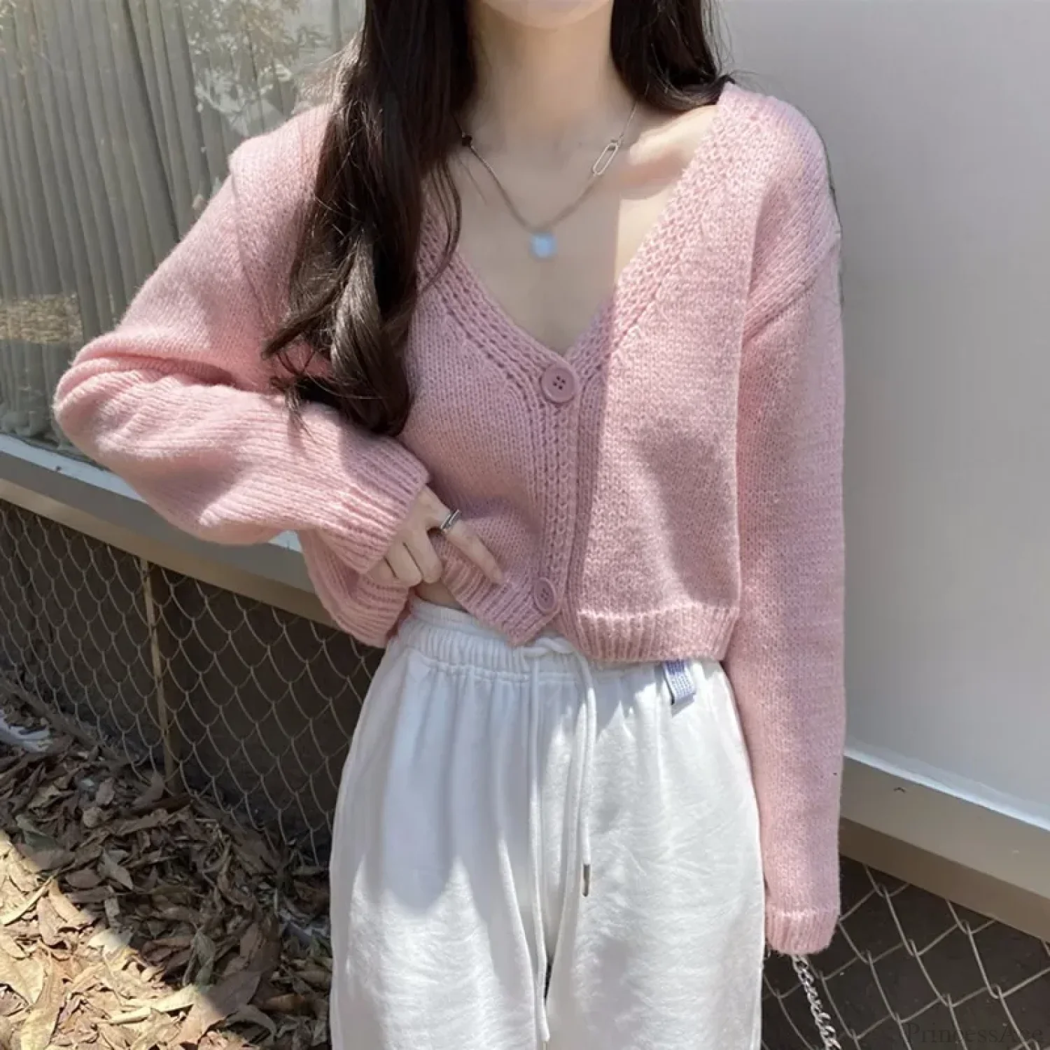 Knitted Cropped Korean V-Neck Y2K Cardigan - Image 6