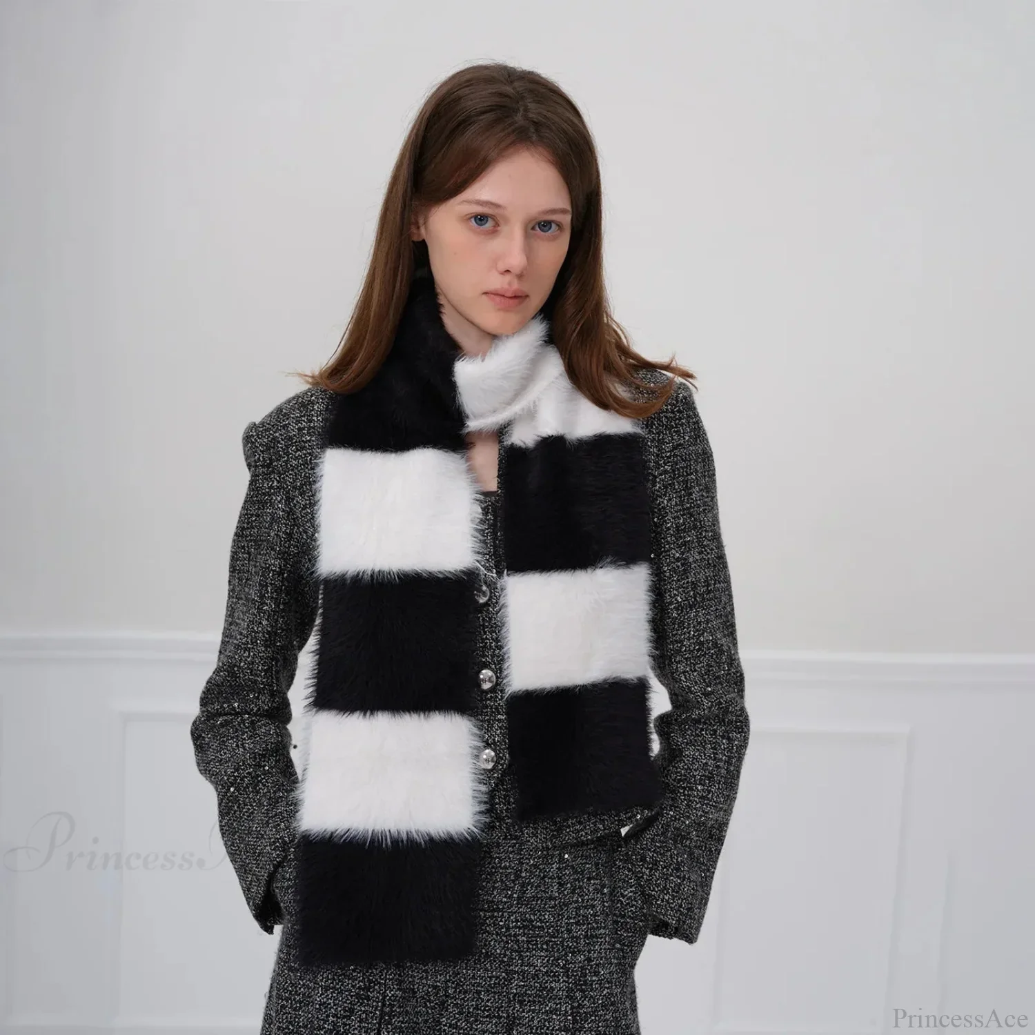 Korean Style Soft Warm Stripe Knitted Scarf for Autumn/Winter - Image 5