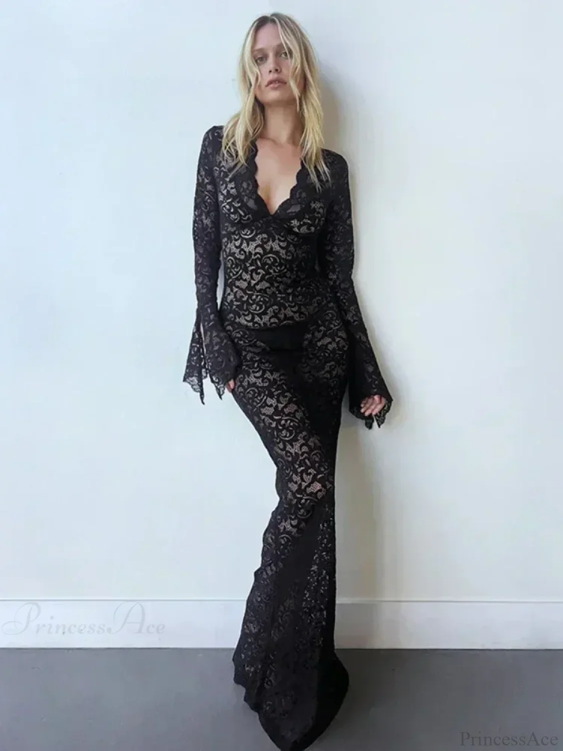 Lace Deep V Neck Flared Sleeve Vacation Dress - Image 4