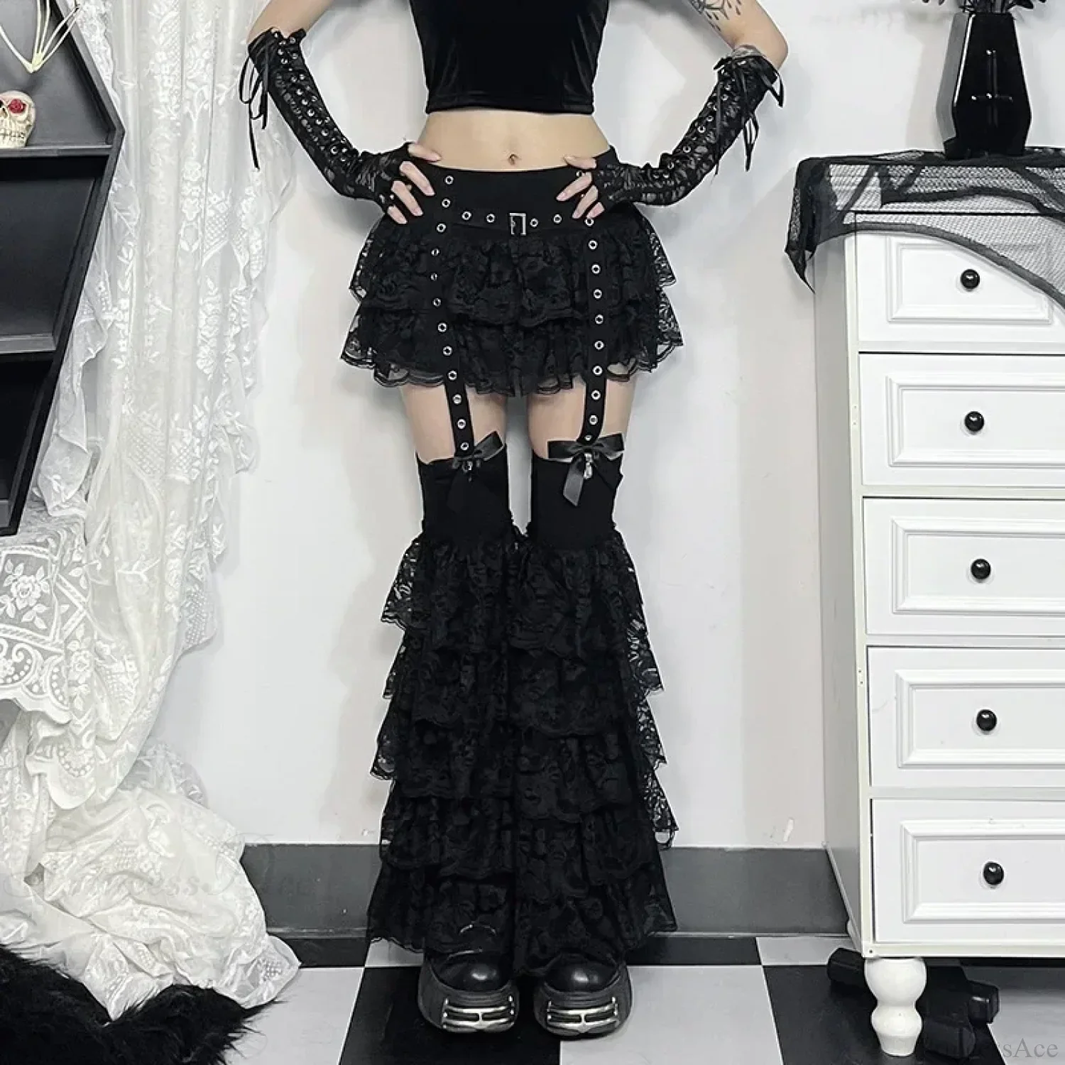 Lace Layered Eyelet Mini Skirt - Image 3