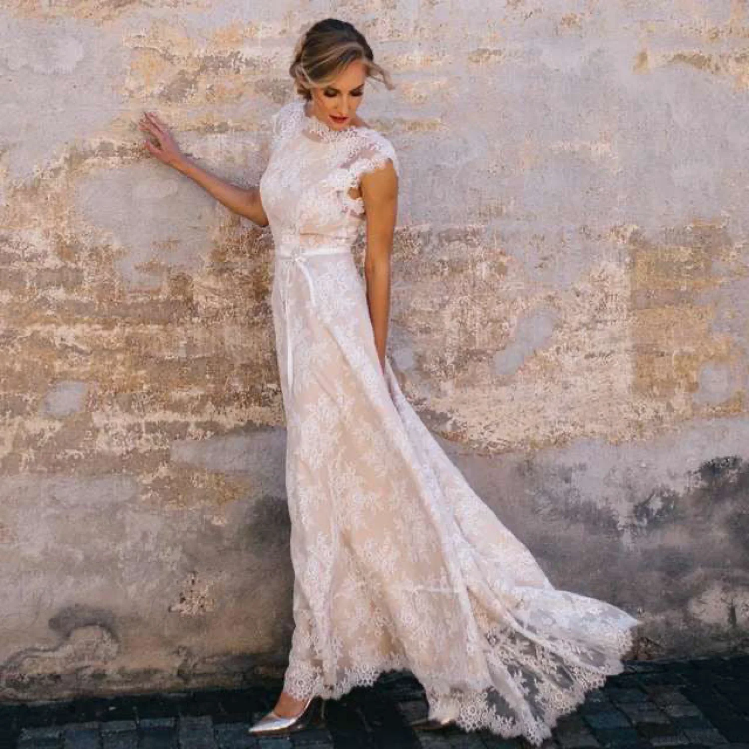 Lace Mermaid Long Train Wedding Dress - Image 3