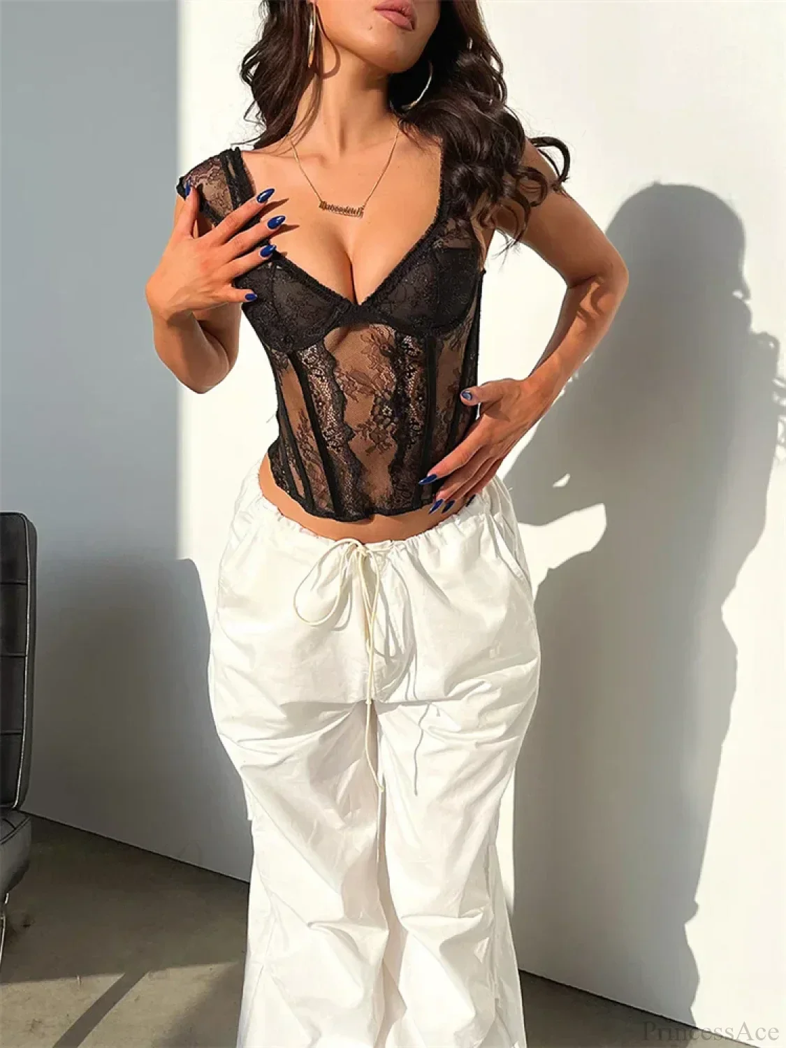 Lace Mesh Sheer Sleeveless V-neck Crop Top - Image 5