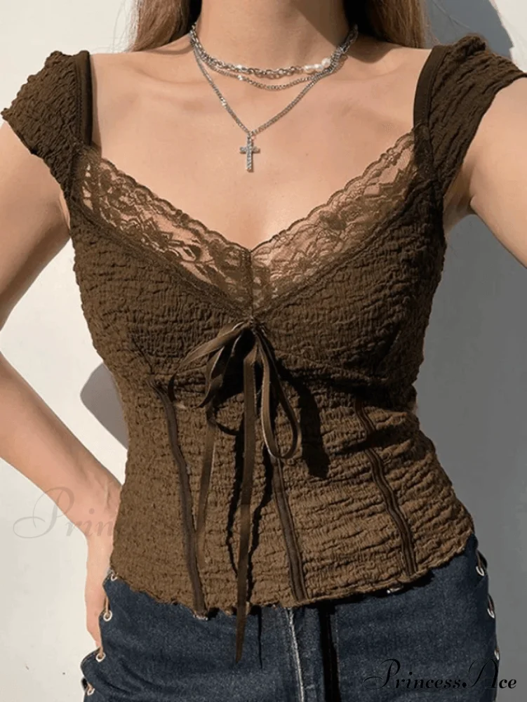 Lace Trim Graceful Buttoned Crop Top - Image 2